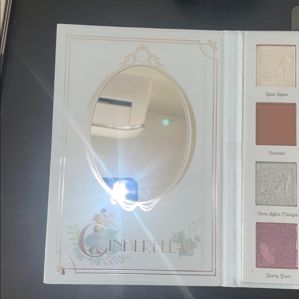 Cinderella Disney Eyeshadow Palette 🌟Host Pick🌟 - Picture 2 of 5